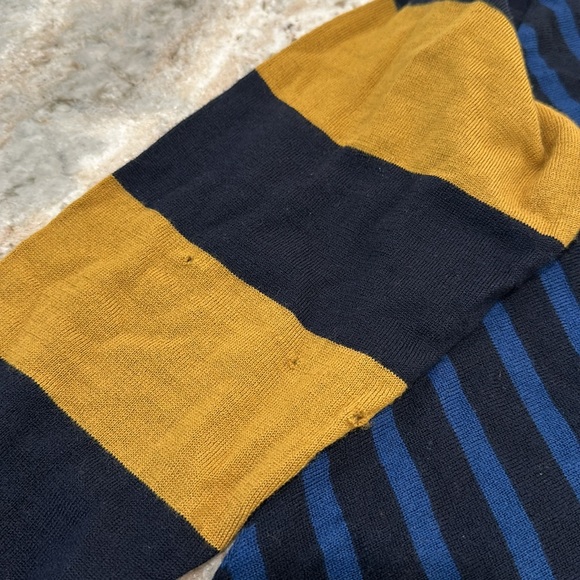Vintage Gucci Wool Sweater (Holes) - Picture 12 of 16